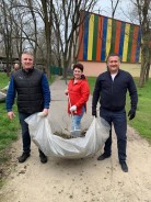 В Волгодонске прошел традиционный субботник в парке «Победа»