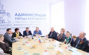 Депутат Государственной Думы Виктор Дерябкин встретился с лидерами профсоюзного движения Волгодонска