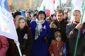 Свыше шести тысяч горожан прошли колонной в День народного единства