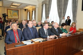 «Профессия круглосуточная и не имеющая выходных…». Свой профессиональный праздник отмечают работники бытового обслуживания и ЖКХ
