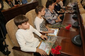 Юные таланты Волгодонска получили именную поддержку