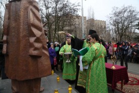 Памятник святым Петру и Февронии Муромским и аллея «Золотые семьи» украсили центр старого города