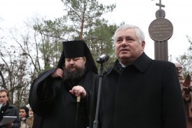 Памятник святым Петру и Февронии Муромским и аллея «Золотые семьи» украсили центр старого города