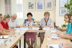 Семьи с детьми-инвалидами нуждаются в особом внимании и индивидуальном подходе