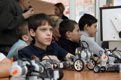 В Волгодонске начала работу конференция юных исследователей