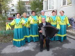 ПЕСНИ И ЧАЙ НА ПОКРОВ