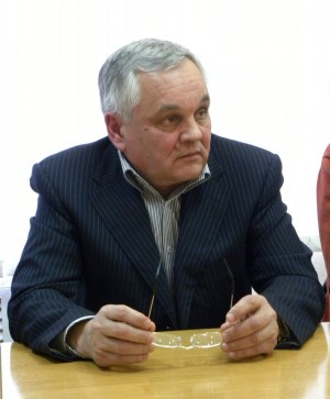 Депутат Владимир ИВАННИКОВ: Проблемы округа нужно решать в городском масштабе