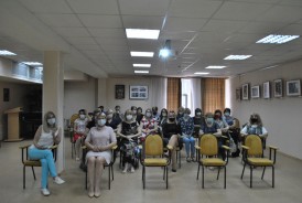 Игорь Батлуков поздравил библиотекарей с профессиональным праздником