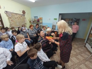 Активисты микрорайона №14 и учащиеся школы №15 встретились на познавательном собрании