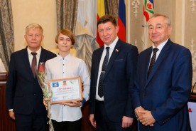 Одаренные школьники получили сертификаты на именные стипендии от Кредитного потребительского кооператива «СБС»