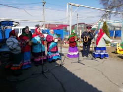 Ой, масленица-красота, отворяй ворота! 