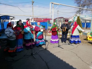 Ой, масленица-красота, отворяй ворота! 