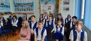 Алексей Брежнев провел урок парламентаризма для учащихся МБОУ СШ № 8 "Классическая"