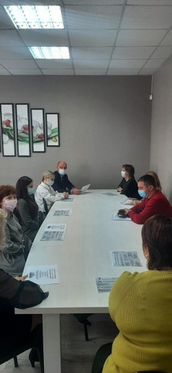 Информационно-разъяснительная беседа в округе №20 о необходимости вакцинации от коронавируса