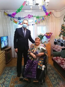 И помнит мир спасенный