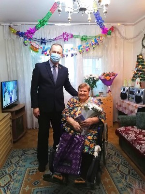 И помнит мир спасенный