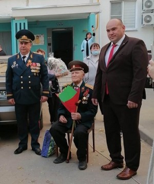 9 округ. поздравление ветерана