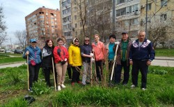 В округе №16 проведен субботник