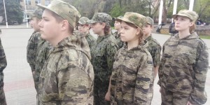 Первый округ  Смотр строя и песни