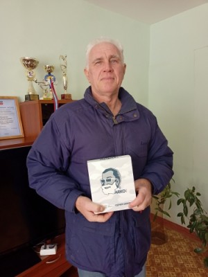 Алексей Брежнев поздравляет мужчин города с Днем Защитника Отечества