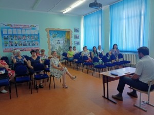 Алексей Брежнев провел информационные встречи в избирательном округе № 7
