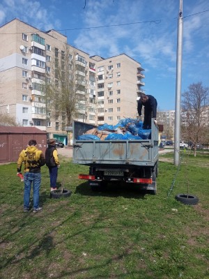 В Седьмом округе провели "Месячник чистоты"