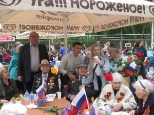 На «солдатском  привале»…