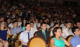 Дипломированных специалистов стало больше: выпускникам Волгодонского института НИЯУ МИФИ вручены дипломы