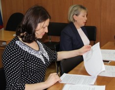Депутаты обсудили изменения в областной закон, регулирующий продажу алкогольной продукции