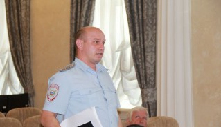 В центре внимания комиссии по социальному развитию - наши дети: их здоровье, поведение, достижения