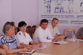 Что надо делать власти для упорядочения торговли - решали на заседании комиссии по экономическому развитию