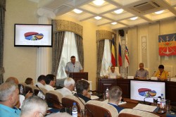 О состоянии правопорядка в городе, подготовке к выборной кампании, результатах государственной итоговой аттестации выпускников школ говорили на  июльском заседании городской Думы