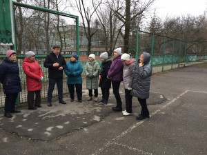 Округ 18. Встреча на спортивной площадке.