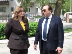 В больнице № 1 Волгодонска открыли памятный знак, посвященный ее юбилею