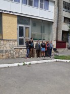 В Волгодонске ветераны принимали поздравления во дворах своих домов