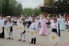 Волгодонск отметил 72-ю годовщину Великой Победы