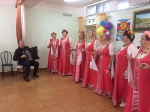 Праздник в доме пристарелых