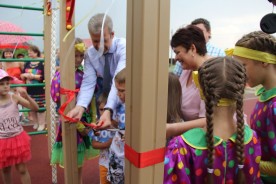 На радость местной детворе…