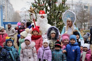 В 24 ОКРУГЕ ВСТРЕЧАЮТ НОВЫЙ ГОД 