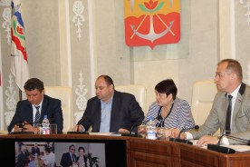 Постоянная депутатская комиссия рассмотрела отчет об исполнении бюджета 2016 года