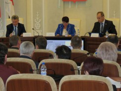 Состоялось апрельское заседание Думы