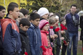 Волгодонцы почтили память Героя России Сергея Молодова