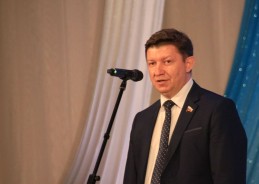Городской больнице 60 лет: коллектив принимал поздравления от первых лиц