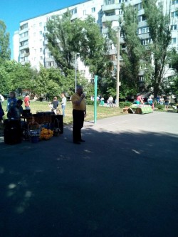 В микрорайоне 