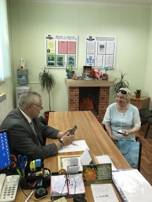 В микрорайоне "Звёздный" избирательного округа №15 состоялся очередной, июньский приём граждан по личным вопросам
