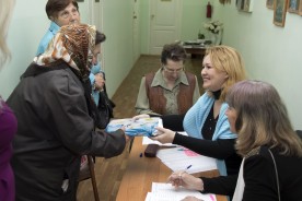 В микрорайонах чествуют ветеранов войны