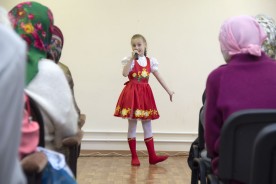 В микрорайонах чествуют ветеранов войны