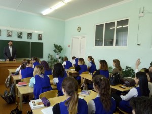 Урок парламентаризма для старшеклассников школы № 8 "Классическая"