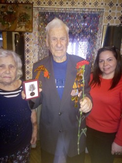 Вручение юбилейных медалей «75 лет Победы в Великой Отечественной войне