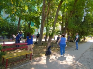 По инициативе депутата А.В.Бородина в округе №16 проведен субботник